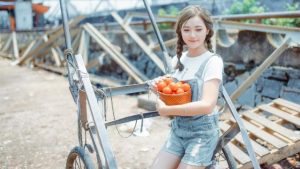 我和已婚男交往一年半了,想放弃却总是心软,我到底该怎么做? 1 我和已婚男交往一年半了,想放弃却总是心软,我到底该怎么做? 1