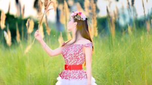 男友限制我离婚后与女儿的互动,我该怎么解决这个问题呢? 1 男友限制我离婚后与女儿的互动,我该怎么解决这个问题呢? 1