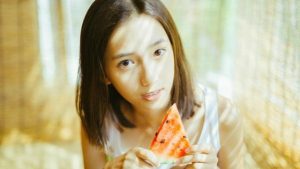 我想念女儿,又怕她恨自己,该用什么方法解决这种纠结? 1 我想念女儿,又怕她恨自己,该用什么方法解决这种纠结? 1