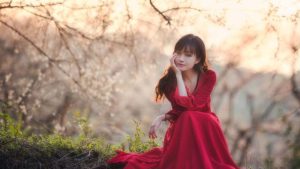 婚后我感觉伴侣不爱自己，这种困扰该怎么解决呢？