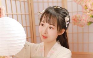 20岁女儿因恋爱与我们父母对抗,我们该怎么处理? 1 20岁女儿因恋爱与我们父母对抗,我们该怎么处理? 1